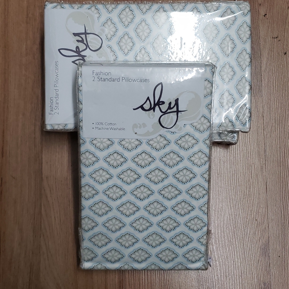 Sky Fashion Standar Pillowcases- 2 Cases